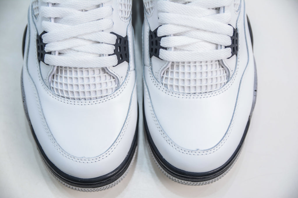 J4 Retro White Cement